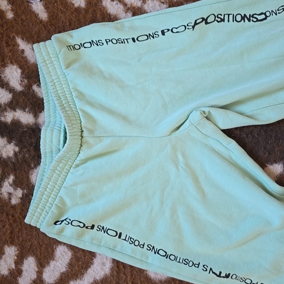 RARE ARIANA GRANDE SWEAT PANTS SZ M - Picture 2 of 4